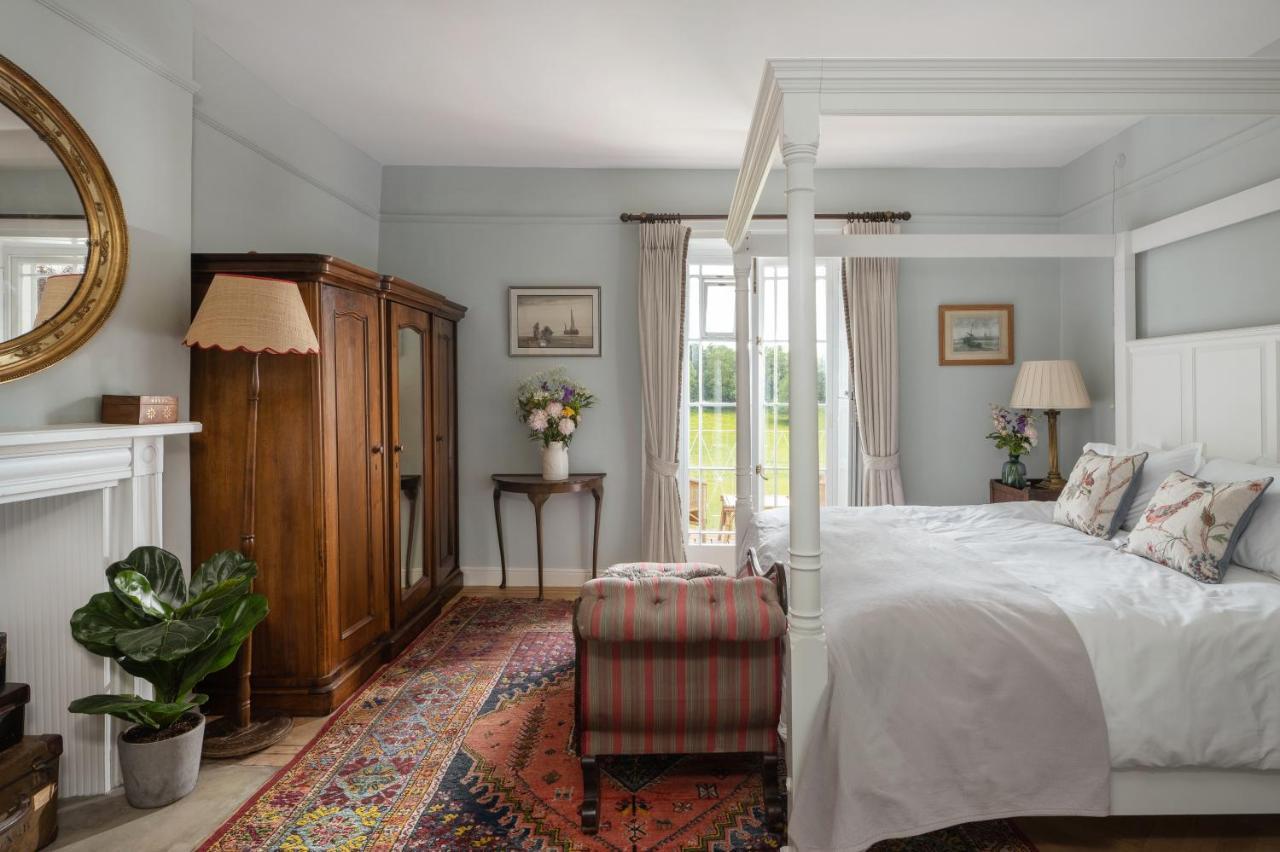 Henge Estate - Restored Manor House, Up To 11 En-Suite Bedrooms Shrewton Exteriér fotografie